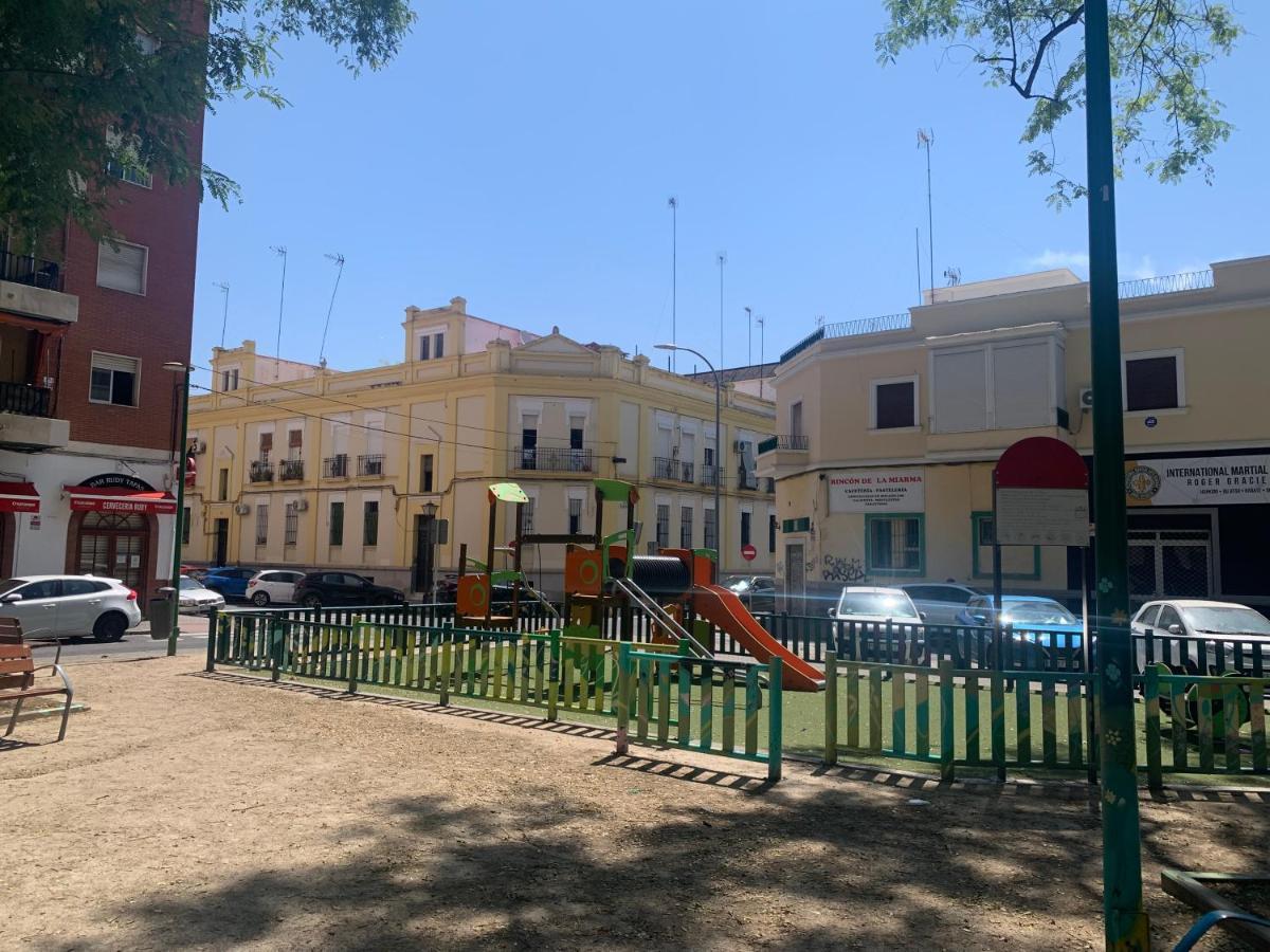 La Casita De La Puerta De Carmona Lägenhet Sevilla Exteriör bild
